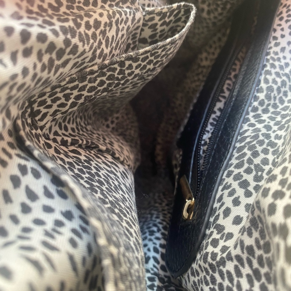 Stylish Sole Society Black Vegan Hobo with Tassel and gold accents like new - Picture 9 of 11
